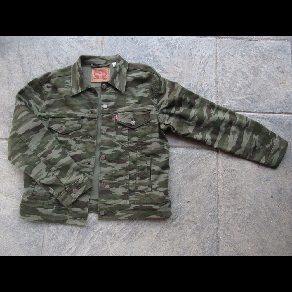 Levi’s Camo Jean Jacket